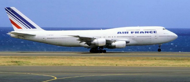 Muette depuis le debut du conflit, la CGT, premier syndicat d'Air France, "ne condamne pas le mouvement de greve initie par les pilotes".