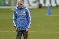 Football : Zidane se voit bien un jour &agrave; la t&ecirc;te des Bleus