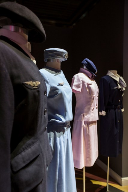 Les uniformes des hôtesses à bord de Concorde ©  Air France