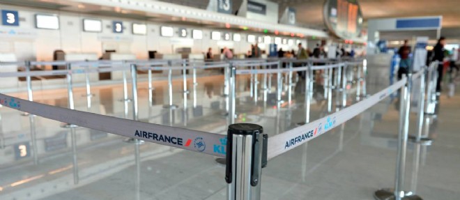 Le bras de fer chez Air France autour du projet de filiale low cost Transavia se poursuit.