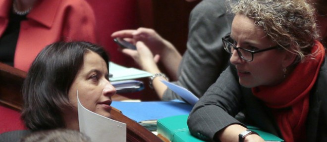 Les anciennes ministres du Logement et de l'Ecologie, Cecile Duflot et Delphine Batho, a l'Assemblee nationale le 20 fevrier 2013.