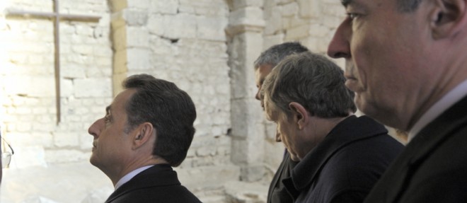 Justice : des d&eacute;put&eacute;s UMP au secours de Nicolas Sarkozy