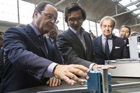 Start-up : Hollande lance le chantier du plus grand incubateur mondial