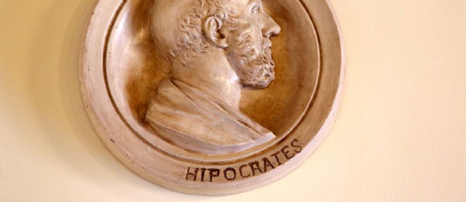 Medaillon representant Hippocrate.