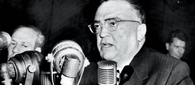 John Edgar Hoover, directeur du FBI durant 48 ans, ici en novembre 1953.