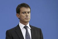 Manuel Valls espere que les entreprises se remettent a investir. (C)PATRICK KOVARIK