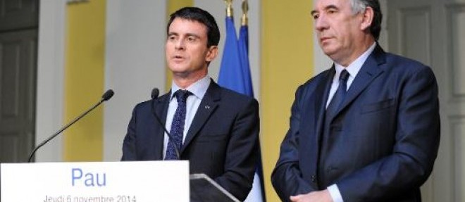 A Pau, Valls Fait Profil Bas Devant Les Présidents De Conseils Généraux