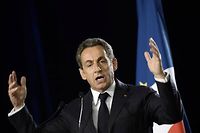 Sarkozy veut b&acirc;tir un &quot;parti de la France&quot;, tendu vers la R&eacute;publique