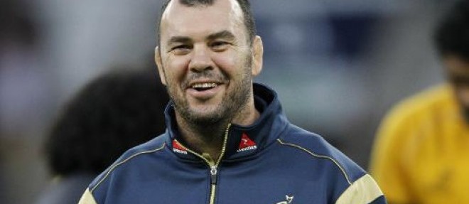 Le nouveau selectionneur de l'equipe de rugby d'Australie Michael Cheika lors du match contre les Barbarians le 1er novembre 2014 a Twickenham
