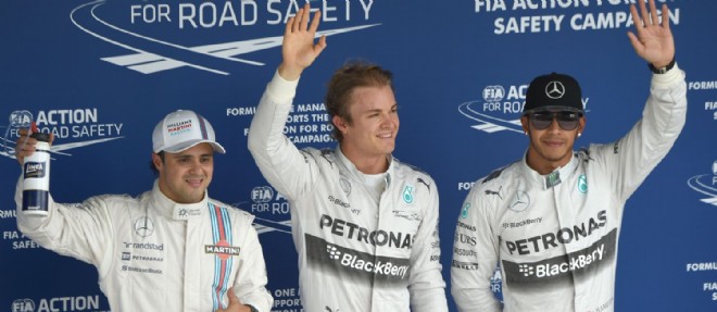 Rosberg a signe la pole position du Grand Prix du Bresil pour un cheveu devant Hamilton. Le local de l'etape Massa est en embuscade sur la deuxieme ligne.