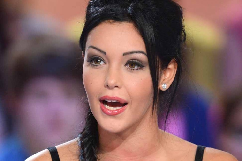 Nabilla De La Tele Realite A La Prison Le Point