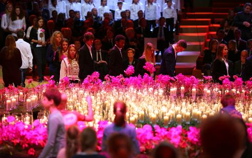 Ukraine: craintes d'escalade, hommage aux victimes du vol MH17
