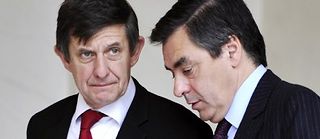 Jean-Pierre Jouyet et François Fillon en 2008, alors qu'ils faisaient partie du même gouvernement sous Nicolas Sarkozy. ©GERARD CERLES / AFP