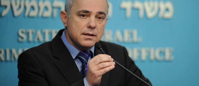 Proche de Benyamin Netanyahou, Yuval Steinitz est actuellement ministre du Renseignement, des Affaires strategiques et des Relations internationales d'Israel.