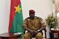 Burkina: les militaires r&eacute;tablissent la Constitution