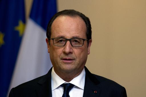 Hollande sort de sa r&eacute;serve pour soutenir prudemment Jouyet