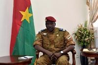 Burkina : la charte de la transition officiellement sign&eacute;e