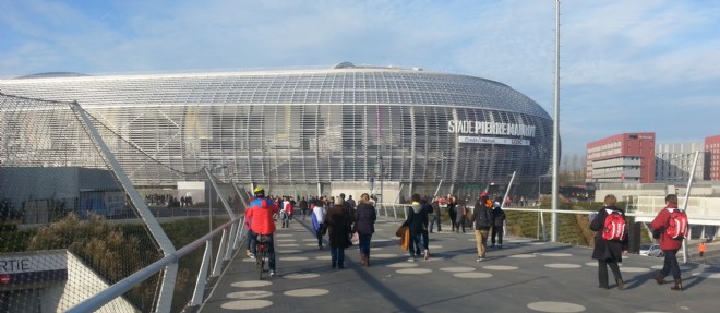 Les supporteurs ont ete nombreux a venir de toute la France au stade Pierre-Mauroy de Lille.