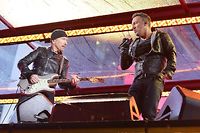 U2: Springsteen et Chris Martin remplacent Bono pour un concert &agrave; New York