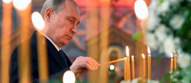 Vladimir Poutine appelle le peuple russe au sacrifice au nom d'une orthodoxie vivante jumelee au pouvoir politique.