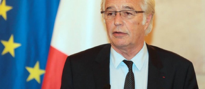 Francois Rebsamen, a Paris, le 28 janvier 2014.