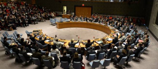 Le projet de resolution palestinien reclamant la fin de l'occupation israelienne est soumis au Conseil de securite de l'ONU.