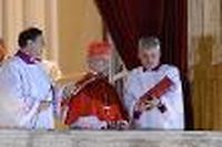 Le cardinal fran&ccedil;ais Jean-Louis Tauran nouveau camerlingue du pape