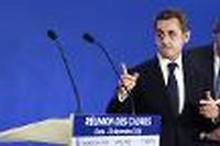 Avec quelle personnalit&eacute; politique aimeriez-vous r&eacute;veillonner ? Sarkozy en t&ecirc;te, devant Le Pen