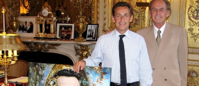 Nicolas Sarkozy et son pere Pal, en 2008. "Je n'ai manque de rien, sauf d'un pere", confie l'ancien chef de l'Etat.