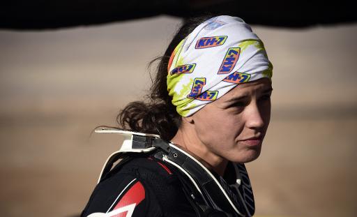 Laia Sanz Pla-Giribert, avant le départ de la 6e étape du Dakar entre Antofogasta et Iquique, au Chili, le 9 janvier 2015 ©  AFP/Archives