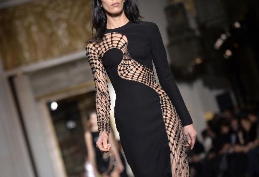 Le défilé de la collection printemps-été 2015 de la styliste Donatella Versace, le 25 janvier 2015 à Paris © Miguel Medina AFP