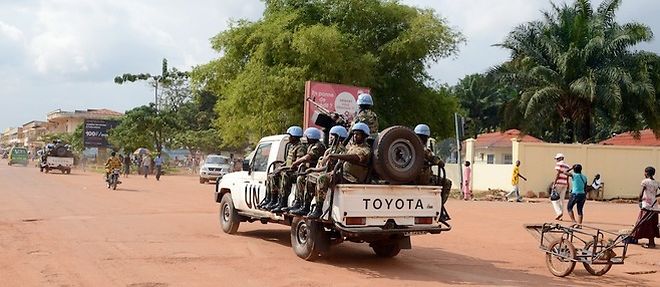 Une patrouille rwandaise de la force de paix de l'ONU en Centrafrique le 9 decembre 2014.