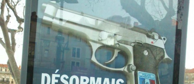 Depuis le 1er fevrier, la police municipale biterroise est equipee d'armes letales, en l'occurrence des 765 automatiques, selon "Le Midi Libre".