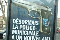 Depuis le 1er fevrier, la police municipale biterroise est equipee d'armes letales, en l'occurrence des 765 automatique, selon Le Midi-Libre