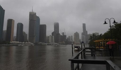Des nuages du cyclone Maria au-dessus du centre-ville de Brisbane, le 20 février 2015 © Indranil Mukherjee AFP