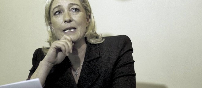 Marine Le Pen avait demande a Paul-Marie Couteaux de l'aider a hausser son niveau de culture generale.