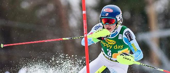 La skieuse americaine Mikaela Shiffrin sur le slalom de Maribor en Slovenie le 22 fevrier 2015