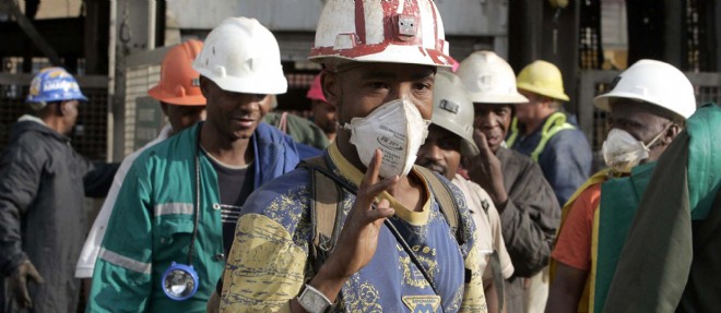Mineurs sud-africains pres de Carletonville (photo d'illustration).