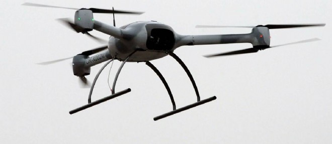 Selon les cas, les telepilotes de drones risquent entre six mois et un an de prison et des amendes, selon l'avocat Alain Bensoussan.