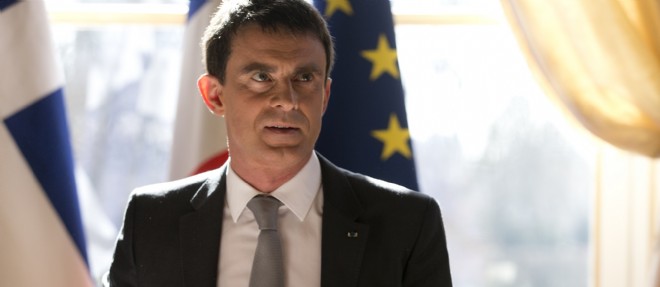Manuel Valls s'inquiete de la montee du FN, alors que les elections departementales se tiennent les 22 et 29 mars prochains.