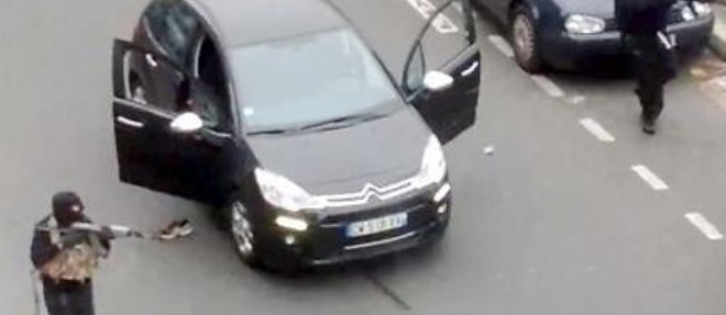 Une capture d'ecran d'une video postee par Jordi Mir, un resident, des freres Kouachi le 7 janvier 2015 a Paris.