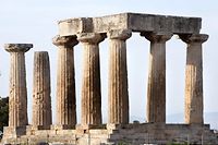Le temple d'Apollon, à Corinthe, en Grèce. ©Manuel Cohen