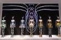 Gaultier, McQueen, Lagerfeld: la mode, star des mus&eacute;es