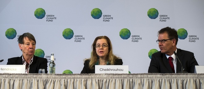 Hela Cheikhrouhou, directrice du Fonds vert pour le climat, lors d'une conference en novembre 2014.
