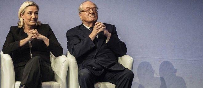 Marine et Jean-Marie Le Pen en novembre 2014. Apres des bouderies, la rupture semble consommee entre pere et fille.