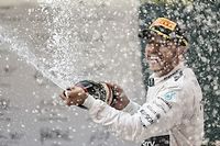 Lewis Hamilton s'impose pour la deuxième fois en trois course et conforte sa place de leader du championnat.