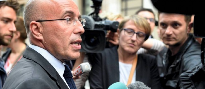 Apres les propos de Booba, Eric Ciotti (UMP) attend que "le parquet de Paris engage des poursuites contre ce triste personnage".