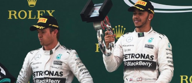 La deception de Nico Rosberg, dimanche dernier en Chine, apres la victoire de son coequipier chez Mercedes, Lewis Hamilton.