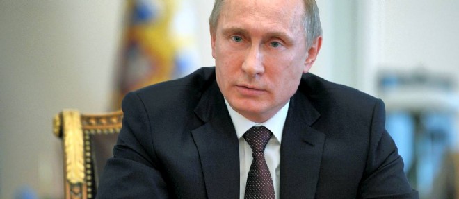 Vladimir Poutine fait mine de ne pas etre gene par le non livraison des Mistral promis par la France.