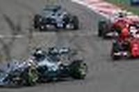 GP de Bahre&iuml;n: Mercedes et Ferrari, duel de nantis au pays des mirages